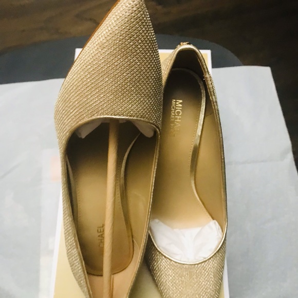 MICHAEL KORS GORGEOUS CLARA SLIP-ON POINTED PUMP. CLASSY DESIGN, BRAND NEW. - Picture 13 of 13